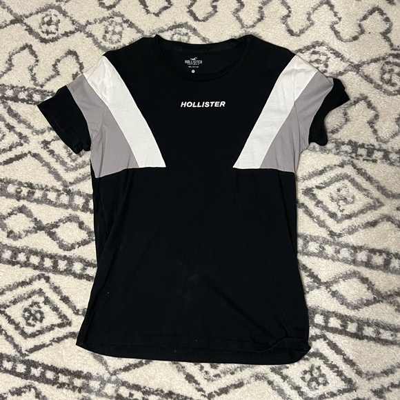 Hollister T Shirt - Picture 1 of 2